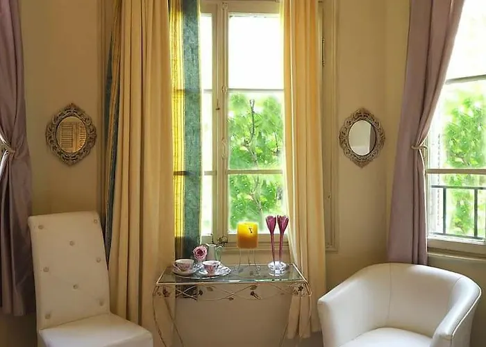 Апартаменты Chateau Leconte